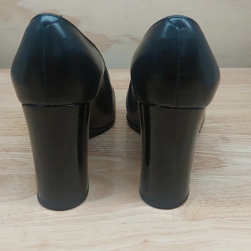 COCO CHANEL Black leather/patent Block heels CC logo EU 37 US 6.5-7 READ⬇️